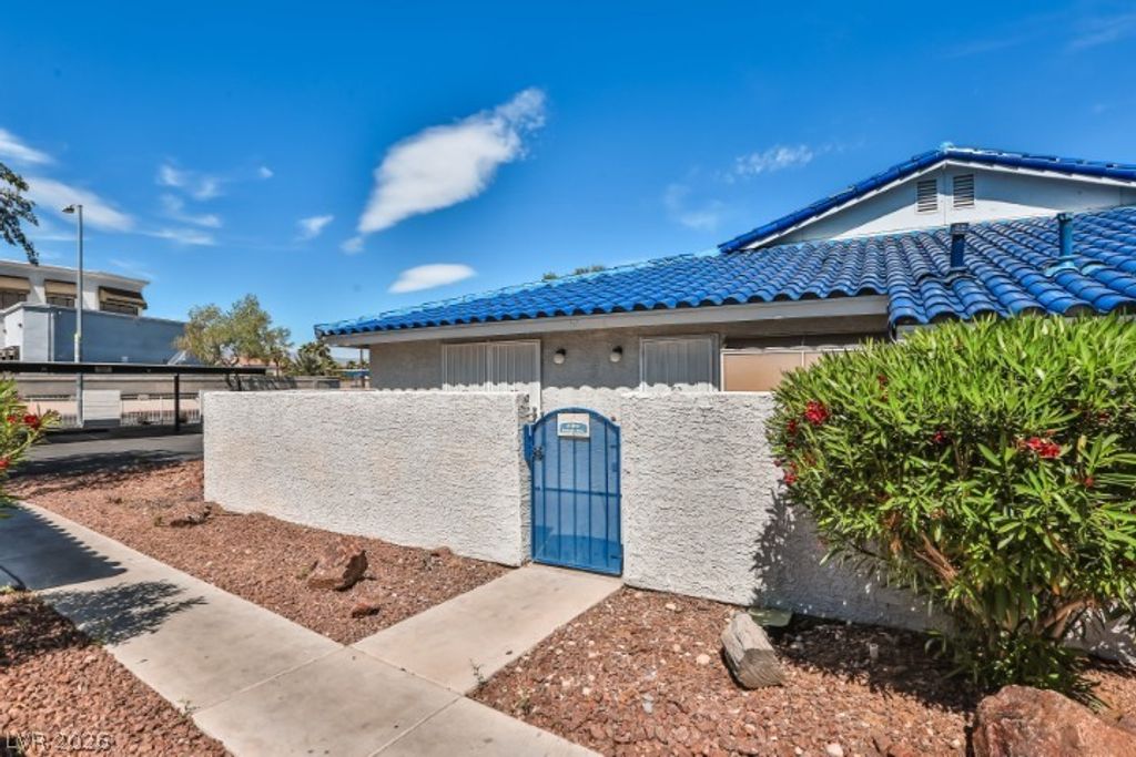 2136 Bavington Drive C, Las Vegas, NV 89108