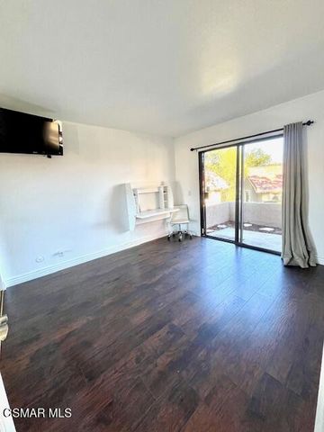 658 La Corona Court, Oak Park, CA 91377