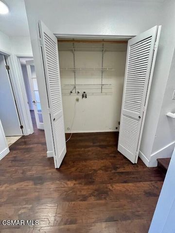 658 La Corona Court, Oak Park, CA 91377