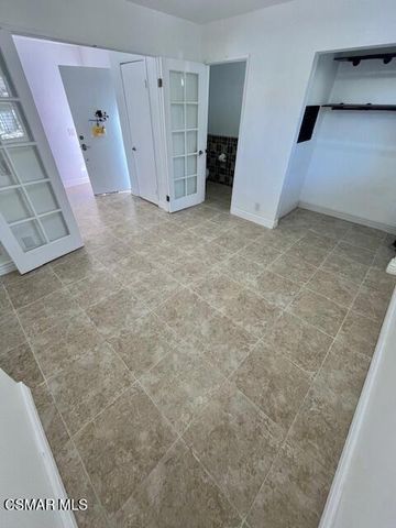 658 La Corona Court, Oak Park, CA 91377