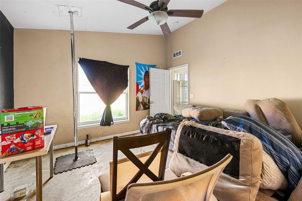 Image 18 of property listing at 7865 PINE FORK DRIVE, Orlando, FL 32822