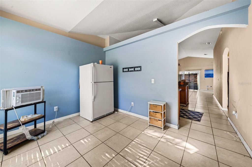 Image 3 of property listing at 7865 PINE FORK DRIVE, Orlando, FL 32822