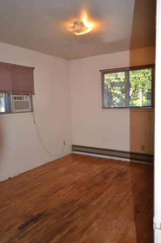 1112 NW Bellevue Place, Grants Pass, OR 97526