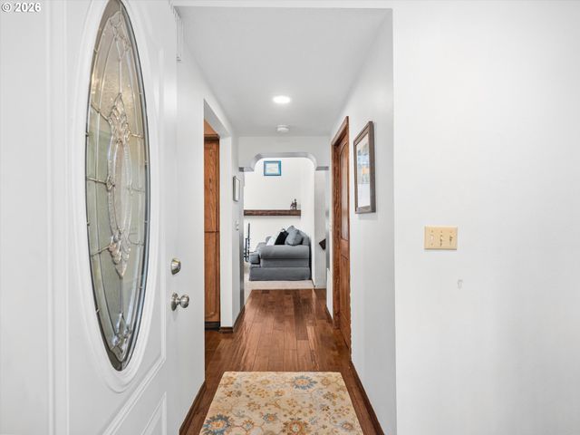 48 EAGLE CREST Dr 1A, Lake Oswego, OR 97035
