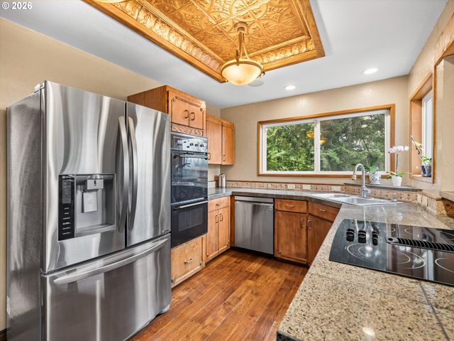 48 EAGLE CREST Dr 1A, Lake Oswego, OR 97035