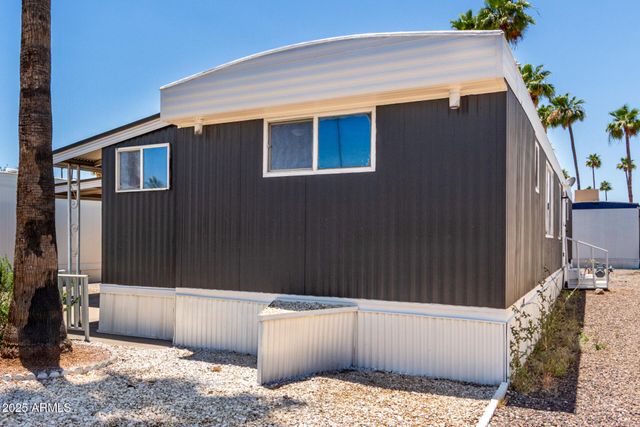 2050 W DUNLAP Avenue D42, Phoenix, AZ 85021