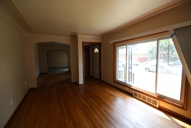 18243 Rosetta Avenue, Eastpointe, MI 48021