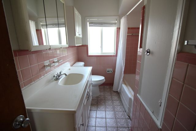 18243 Rosetta Avenue, Eastpointe, MI 48021