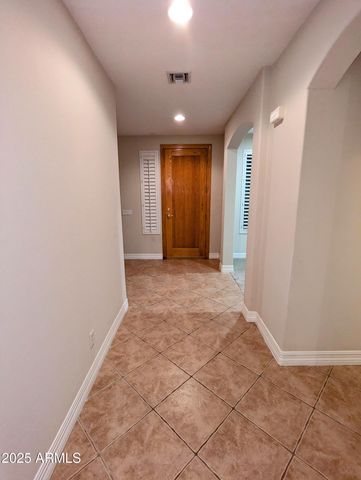 6016 W GAMBIT Trail, Phoenix, AZ 85083