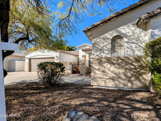 6016 W GAMBIT Trail, Phoenix, AZ 85083