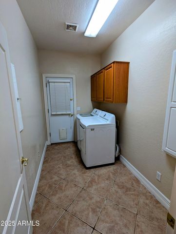 6016 W GAMBIT Trail, Phoenix, AZ 85083