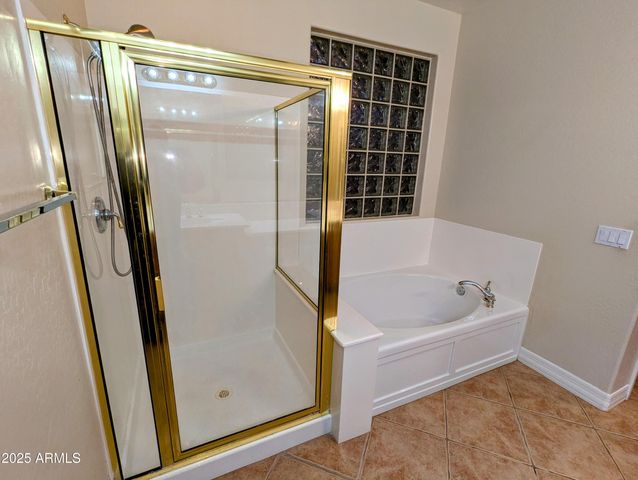 6016 W GAMBIT Trail, Phoenix, AZ 85083