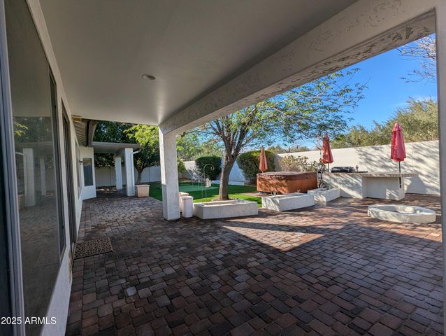 6016 W GAMBIT Trail, Phoenix, AZ 85083