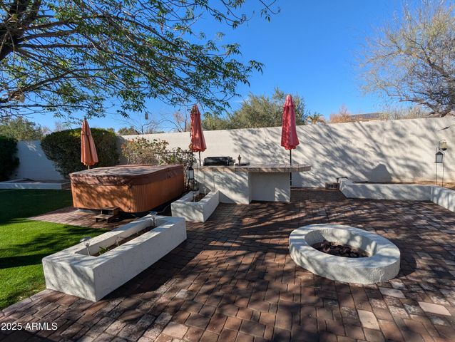 6016 W GAMBIT Trail, Phoenix, AZ 85083