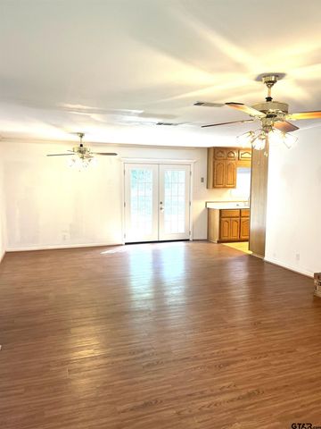 219 Powell, Tyler, TX 75703