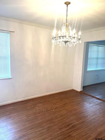 219 Powell, Tyler, TX 75703