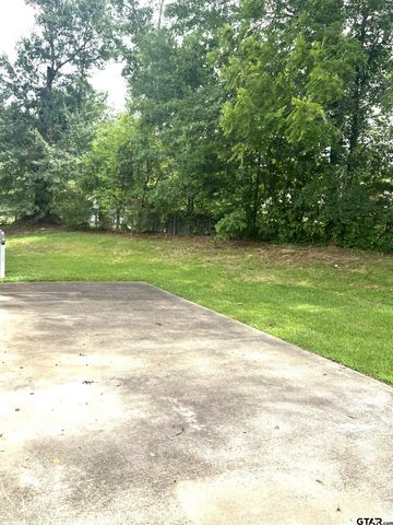 219 Powell, Tyler, TX 75703