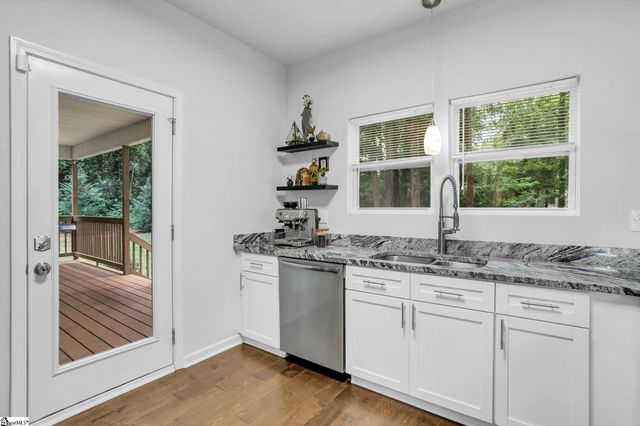 13 Pasadena Avenue, Greenville, SC 29605