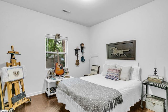13 Pasadena Avenue, Greenville, SC 29605