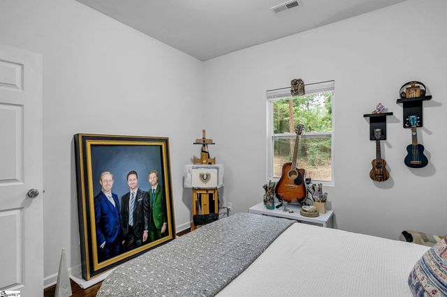 13 Pasadena Avenue, Greenville, SC 29605