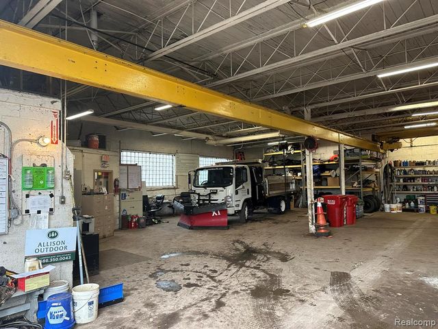 17331 Stephens Drive, Eastpointe, MI 48021