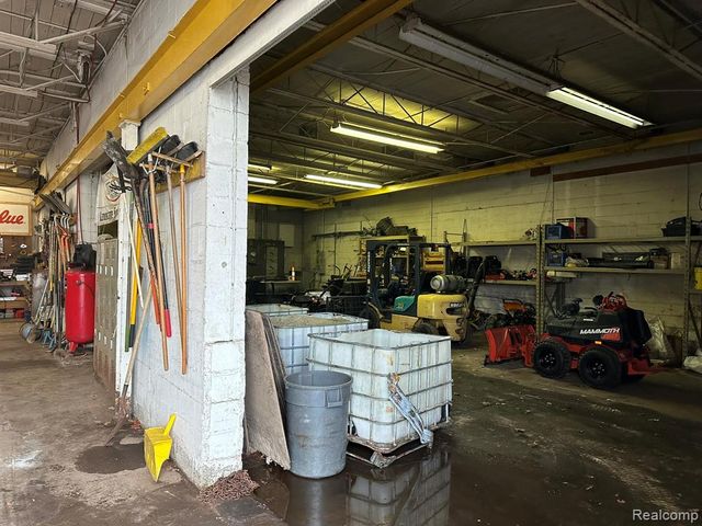 17331 Stephens Drive, Eastpointe, MI 48021