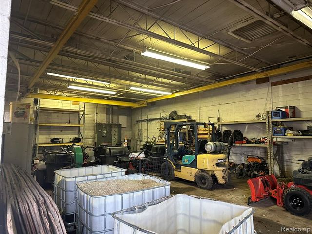 17331 Stephens Drive, Eastpointe, MI 48021