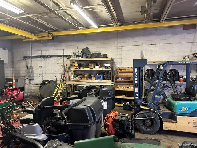 17331 Stephens Drive, Eastpointe, MI 48021