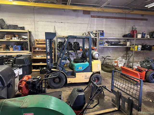 17331 Stephens Drive, Eastpointe, MI 48021