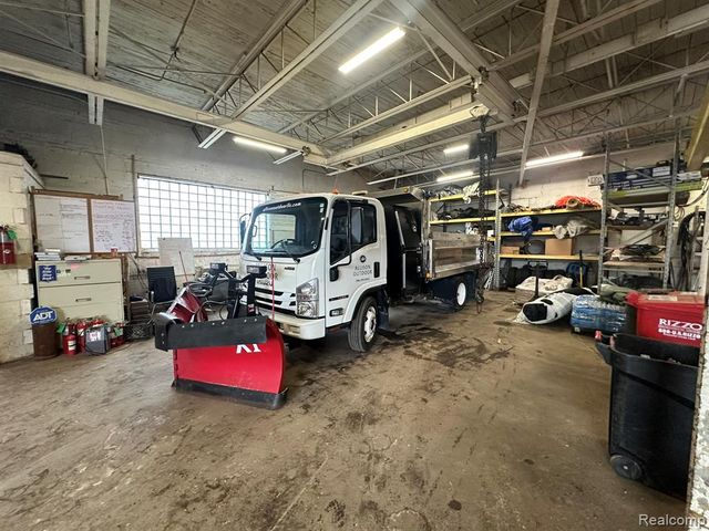 17331 Stephens Drive, Eastpointe, MI 48021