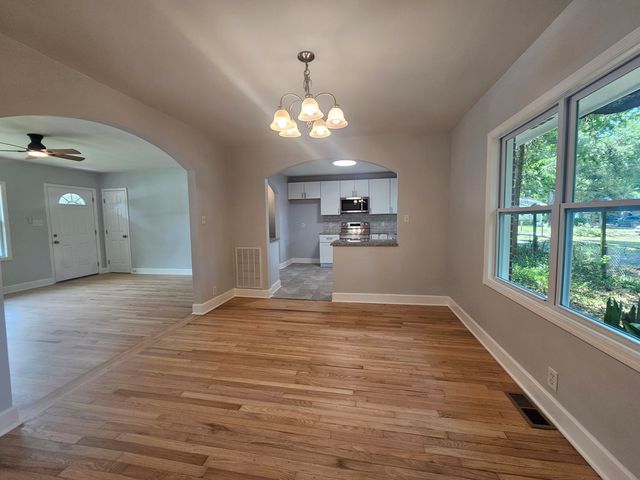 2446 Cherokee Hall Lane, Charleston, SC 29414