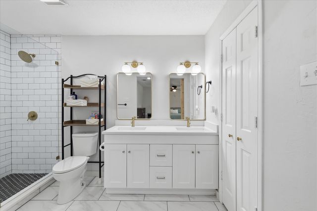 1513 Chisolm Trail, Lewisville, TX 75077