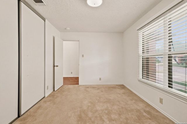 10411 Westfield Pl, San Antonio, TX 78240