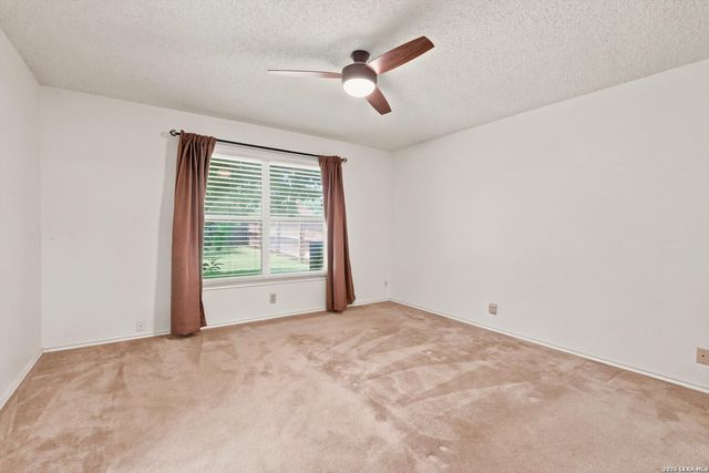 10411 Westfield Pl, San Antonio, TX 78240