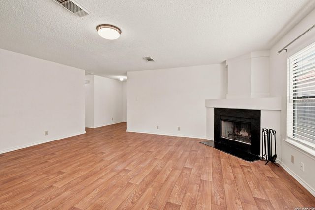 10411 Westfield Pl, San Antonio, TX 78240