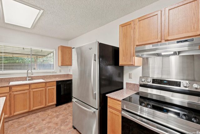 10411 Westfield Pl, San Antonio, TX 78240