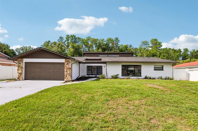 4545 DEBBIE LANE, Lutz, FL 33559