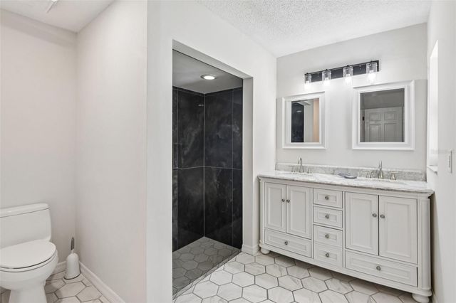 4545 DEBBIE LANE, Lutz, FL 33559