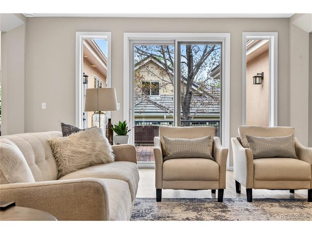 99 Blue Heron Ct, Greenwood Village, CO 80121