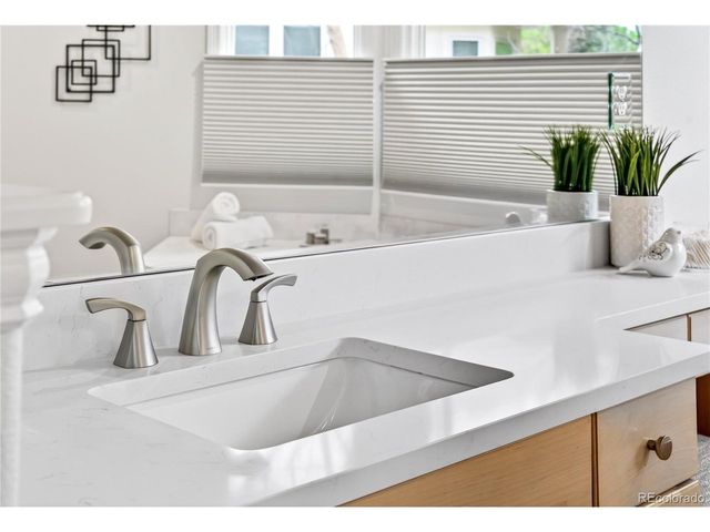 99 Blue Heron Ct, Greenwood Village, CO 80121