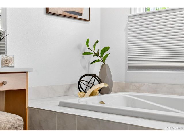 99 Blue Heron Ct, Greenwood Village, CO 80121