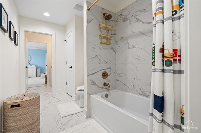 8402 Norman Court, Lakewood, IL 60014