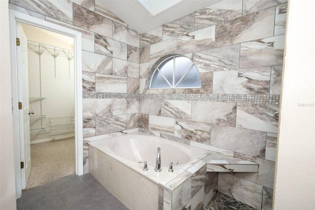 994 PIEDMONT OAKS DRIVE, Apopka, FL 32703