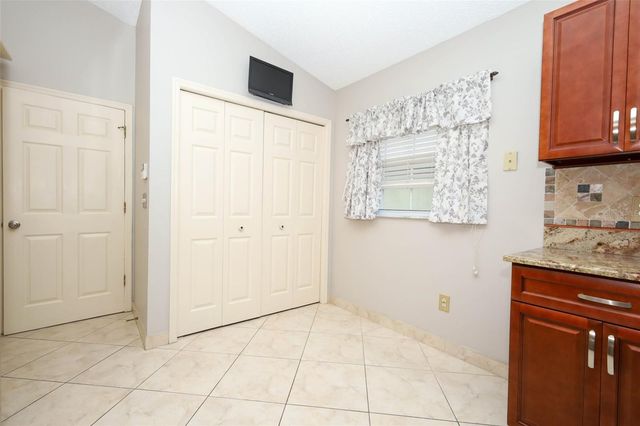 994 PIEDMONT OAKS DRIVE, Apopka, FL 32703