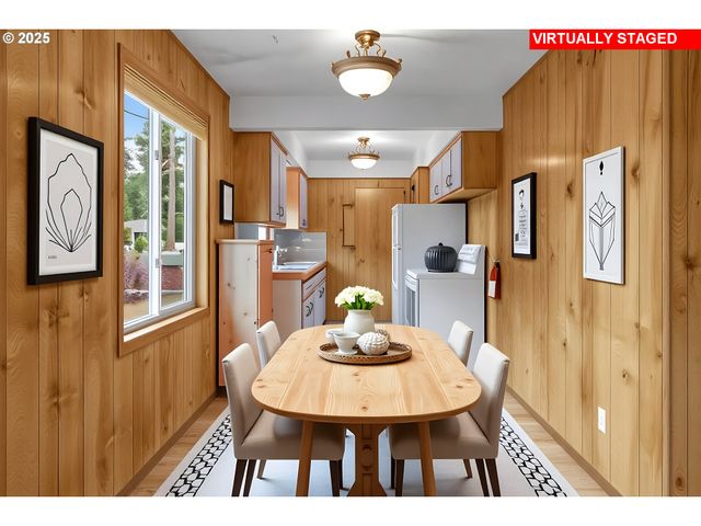 11529 Ne FARGO St, Portland, OR 97220