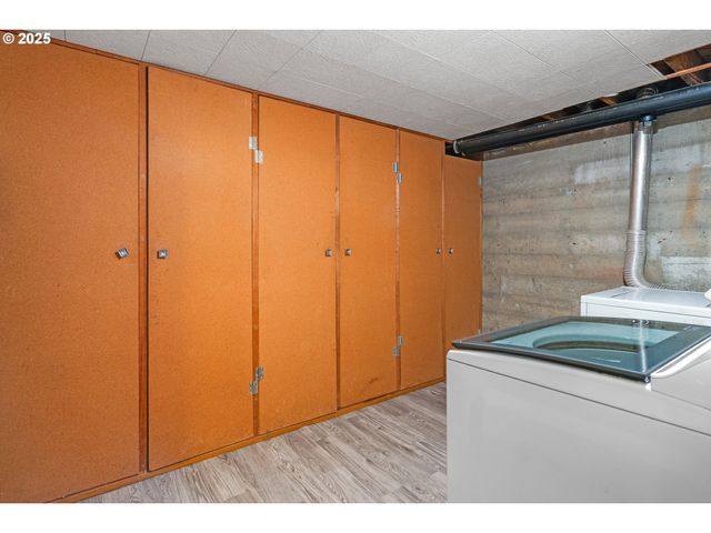 11529 Ne FARGO St, Portland, OR 97220