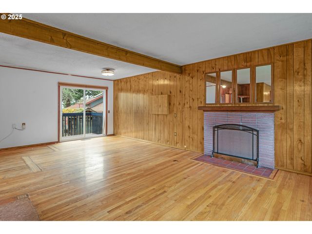 11529 Ne FARGO St, Portland, OR 97220