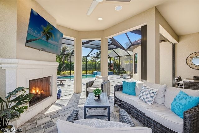 9630 Campanile CIR, Naples, FL 34114