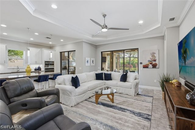 9630 Campanile CIR, Naples, FL 34114