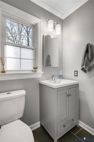 10219 Windbluff Dr, Henrico, VA 23238